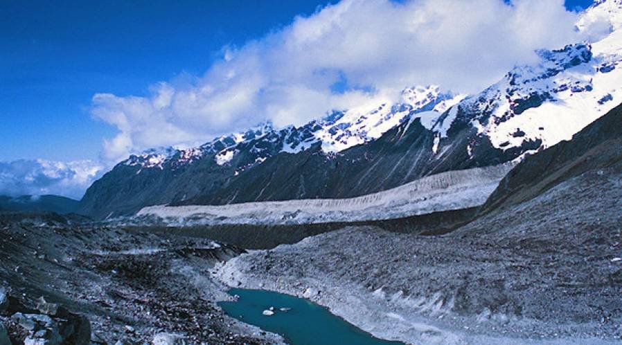 Yuksom : rucksack.co.in